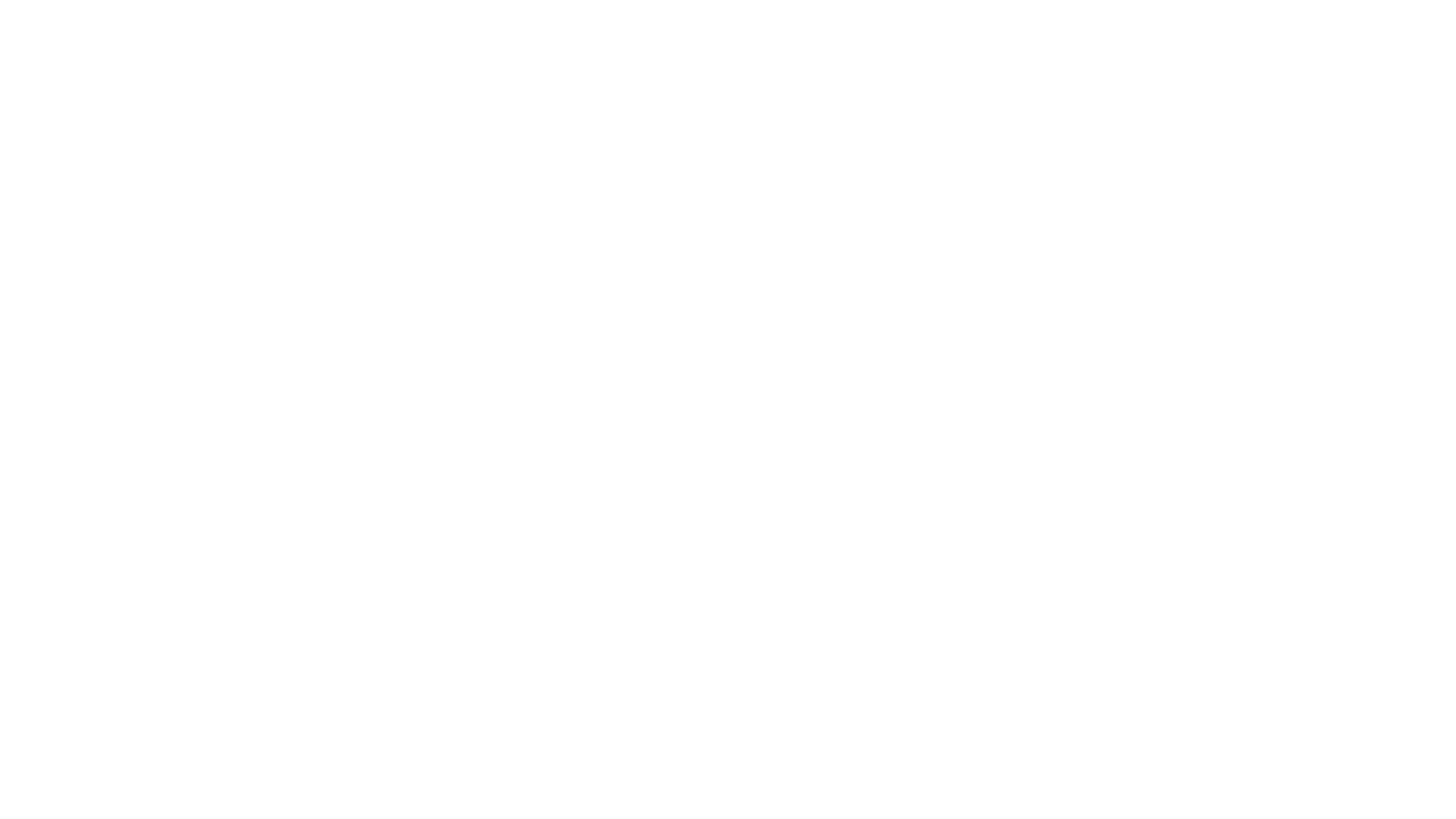 alt="Julia Decugis - Psychologue spécialisée en TCC"
